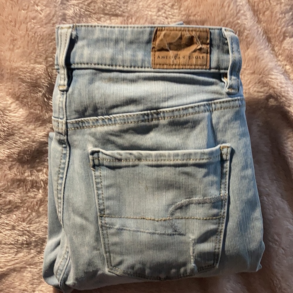 American Eagle distressed highest rise jeggings! - Picture 4 of 9